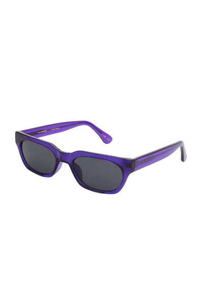 A.Kjaerbede_Sonnenbrille_Halo_LavendelTransparent_seite