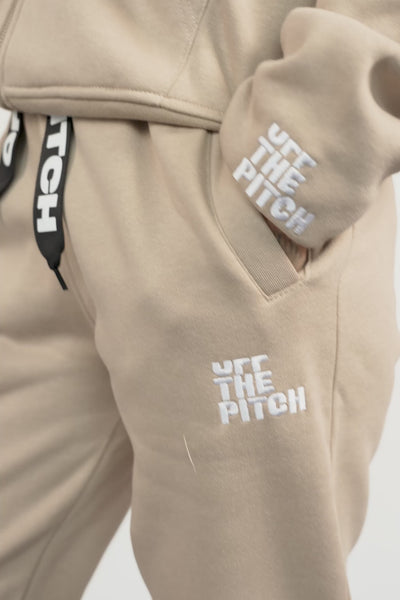 off-the-pitch-damen-jogger-oath-sand