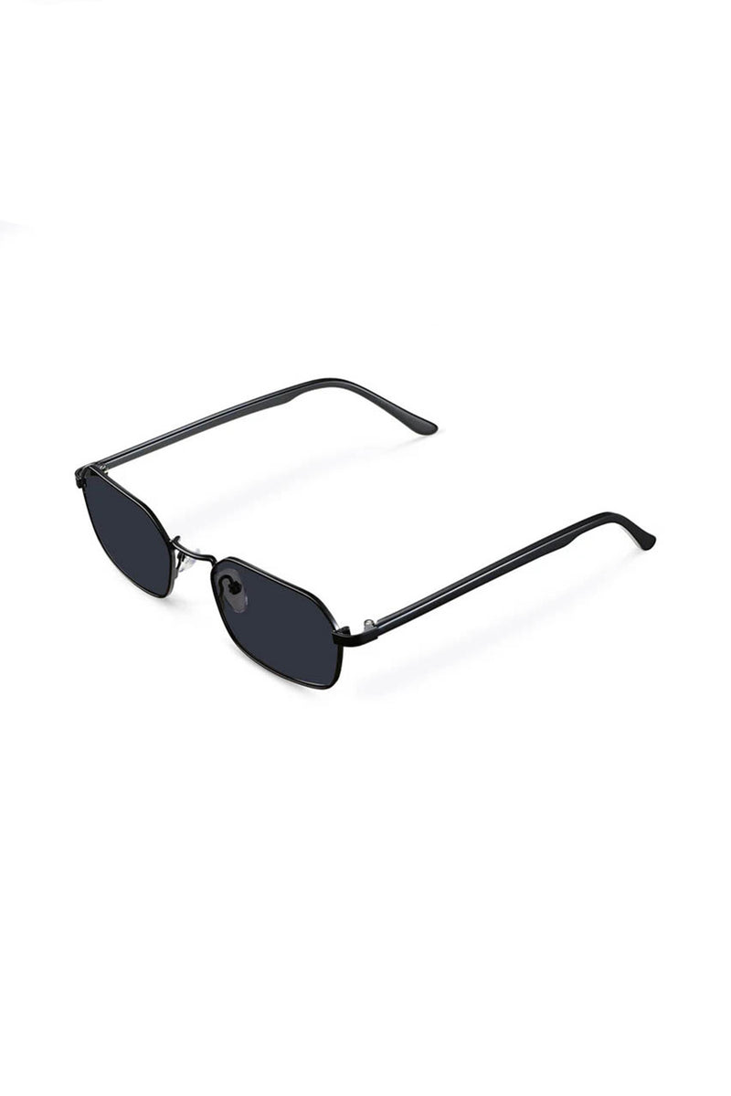 sonnenbrille-meller-lerato-all-black-diagonal